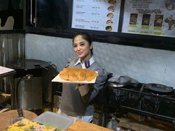 Dewi Perssik Punya Bisnis Kuliner Resto Militer dan Rice Bowl Kekinian