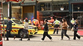 Kebakaran di WTC Hong Kong, 150 Orang Terjebak