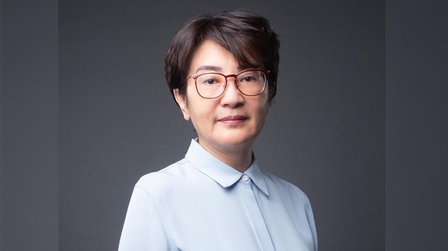Pendiri PT DCI Indonesia Tbk Marina Budiman menjadi pengusaha wanita baru yang masuk daftar orang terkaya RI 2021 versi Forbes.
