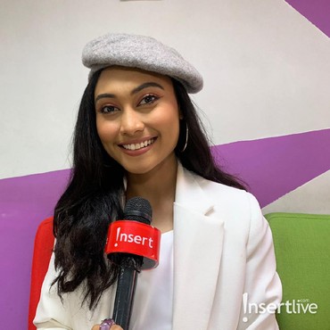 Novia Bachmid Rela Jadi Penumpang Gelap demi Ikut Ajang Nyanyi