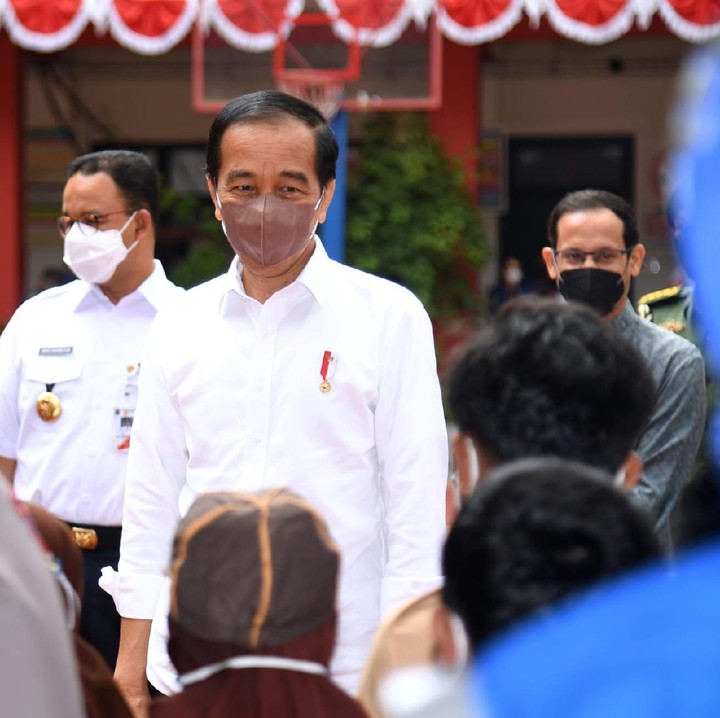 <p>Ada kurang lebih 26,5 juta anak usia 6-11 tahun di seluruh Indonesia yang harus divaksin COVID-19 dan khusus di Jakarta ada 1,2 juta anak yang harus divaksin. (Foto: Biro Pers Sekretariat Presiden)</p>