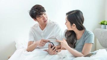 PILIH KATA YANG TEPAT DAN DENGARKAN PASANGAN