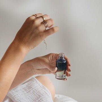 img-title Semahal Apa Pun, Skincare dengan Kandungan 4 Bahan Ini Layak Dibeli!