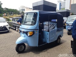 Sesaat Jadi Sopir Bajaj Listrik Transmisi Matic, Dijamin Anti Disko