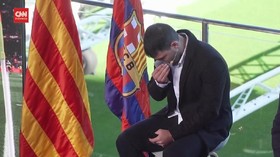 VIDEO: Aguero Menangis Saat Umumkan Pensiun dari Sepak Bola