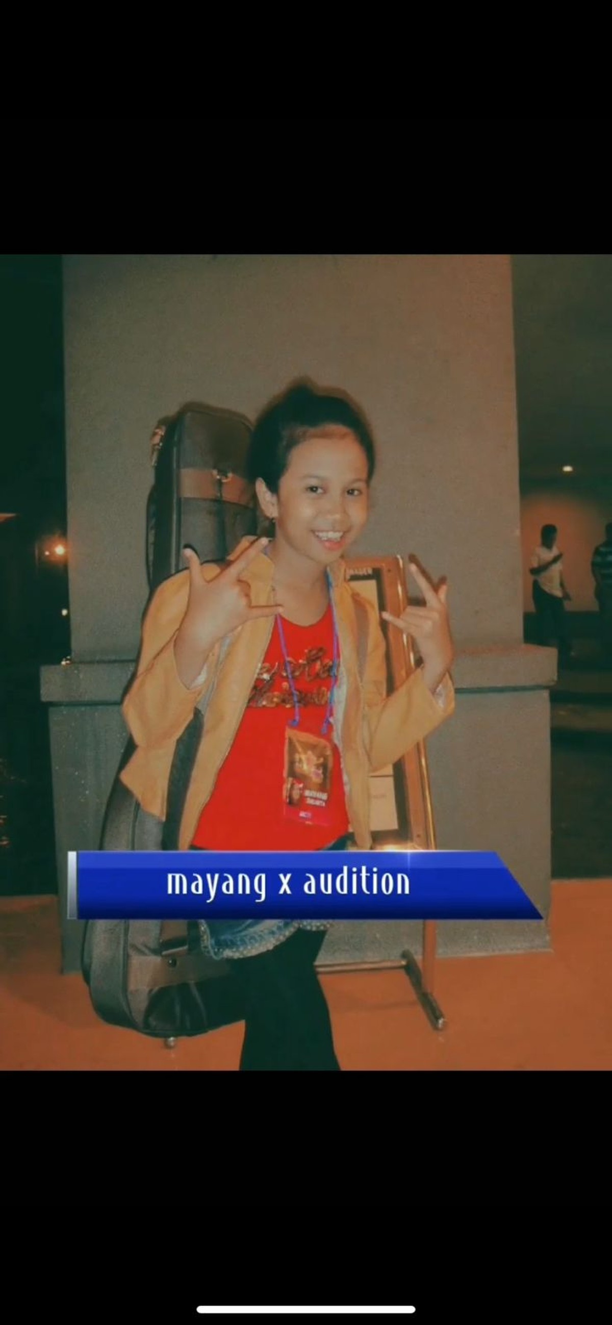 Media sosial dihebohkan oleh foto lawas Mayang adik mendiang Vanessa Angel saat ikut audisi nyanyi&period; Yuk intip&excl;