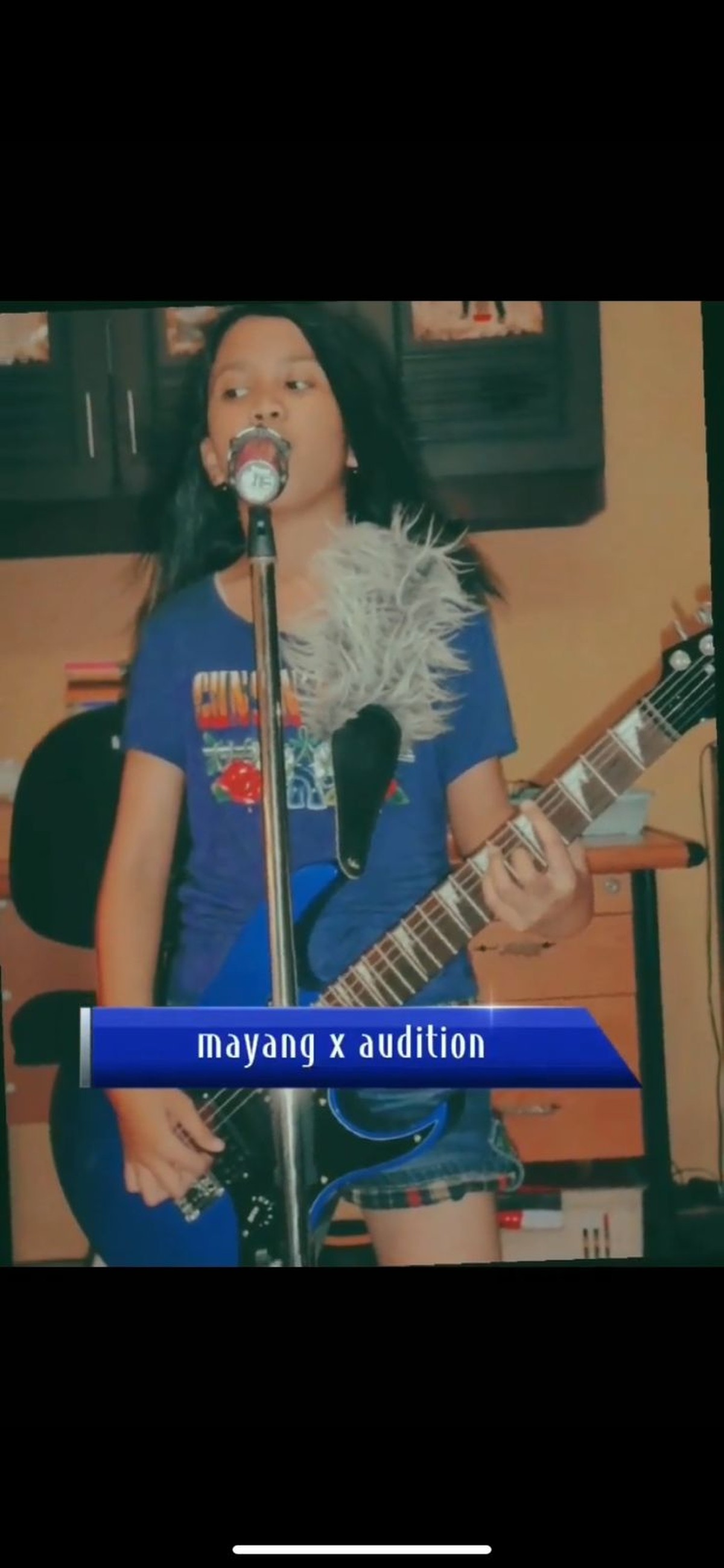 Media sosial dihebohkan oleh foto lawas Mayang adik mendiang Vanessa Angel saat ikut audisi nyanyi&period; Yuk intip&excl;