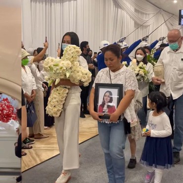 7 Prosesi Kremasi Laura Anna Pakai Pedang Pora Diiringi Isak Tangis