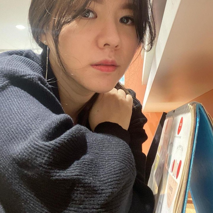 <p>Sebelumnya, Julia Taslim, sendiri memang sering diperbicangkan karena ia tampak tak kalah cantik dari artis Korea. (Foto: Instagram)</p>