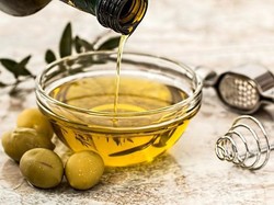 Minyak Zaitun: Pilihan Cerdas Ibu Bijak