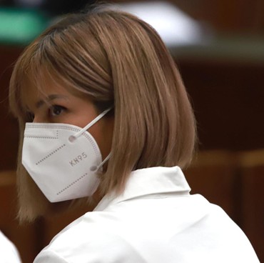 Nia Ramadhani Lukis Pohon, Refleksi Diri Usai Dipenjara karena Narkoba