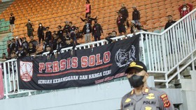 Yel Suporter Menggema di Stadion, Liga Indonesia Hidup Lagi