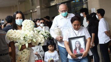 img-title Kematian Laura Anna Dikaitkan dengan Kecelakaan, Kuasa Gaga Tegas Bantah