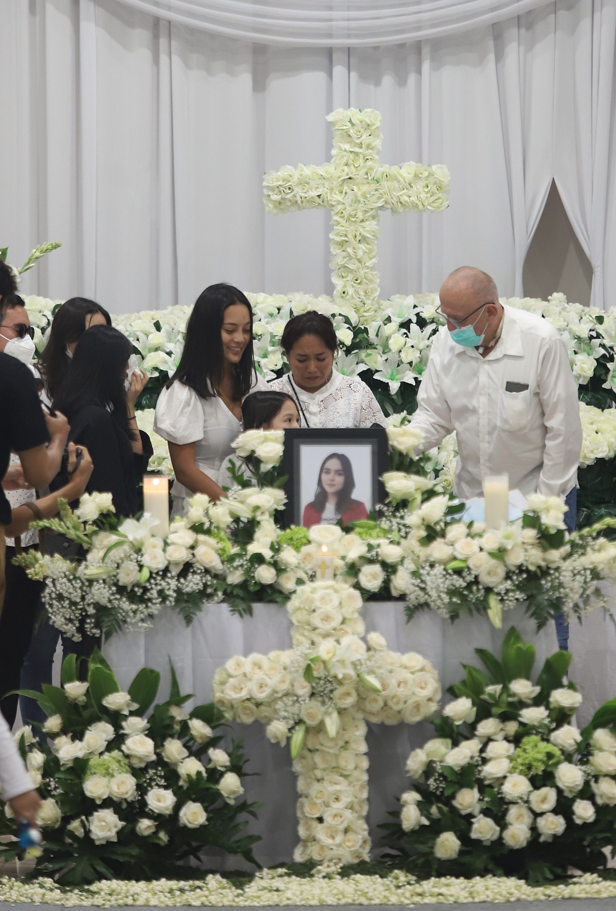 Prosesi Kremasi Jenazah Laura Anna