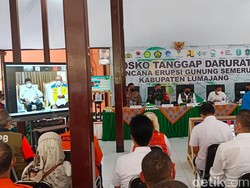 Curhat Pengungsi Semeru ke Wapres Minta Segera Tempati Rumah Relokasi