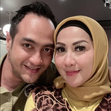 Sempat Ditolak, Ferry Irawan Ceritakan Momen Nembak Venna Melinda