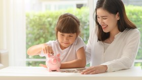 4 Pertimbangan Sebelum Buka Rekening Tabungan untuk Anak