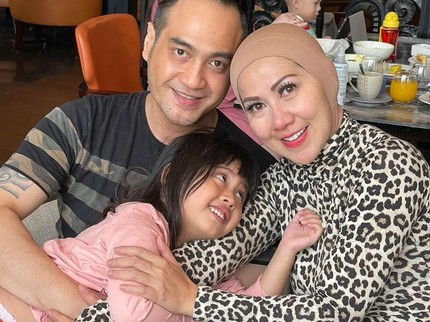 Vania Anak Angkat Venna Melinda Sering Tanyakan Sosok Ayah, Kini Bahagia Ada Ferry Irawan