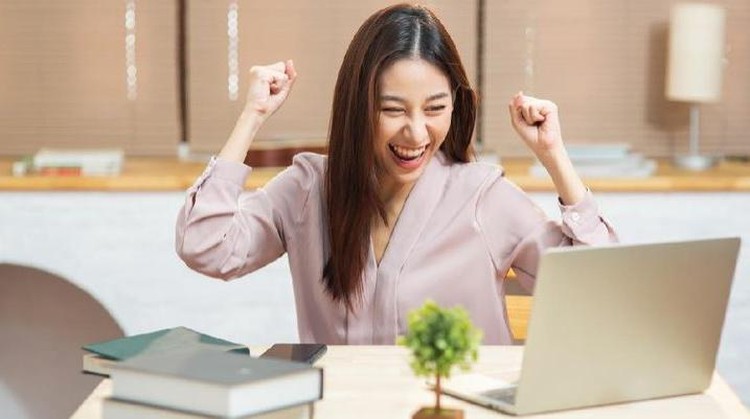 Ada beberapa shio yang diprediksi memiliki hoki paling bagus di tahun 2022. Simak selengkapnya di sini, yuk.