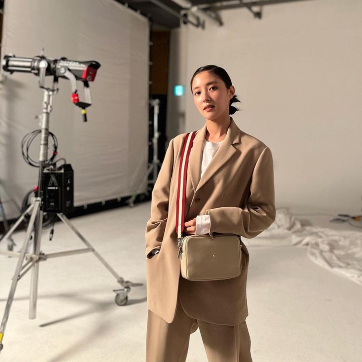 <p>Lee Se Young berperan sebagai Seong Deok Im, tokoh utama wanita yang menjadi lawan main aktor tampan Lee Junho 2PM. (Foto: Instagram @seyoung_10)</p>