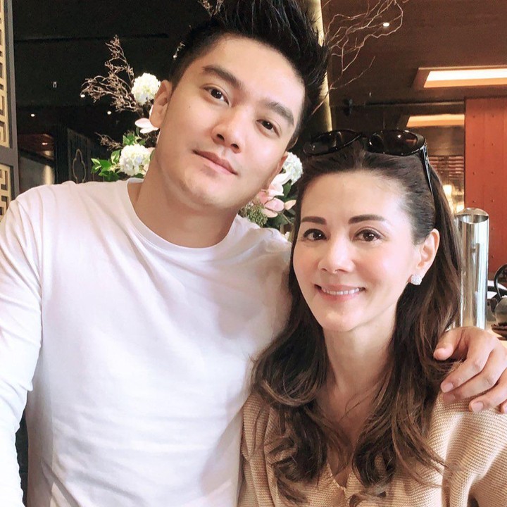 <p>Sudah dianggap sebagai ibu sendiri, Boy mengaku sangat senang jika diomeli oleh Margaret, Bunda. Ia mengaku kalau calon mertuanya itu tidak secerewet Karen. (Foto: Instagram: @margaretvivi)</p>
