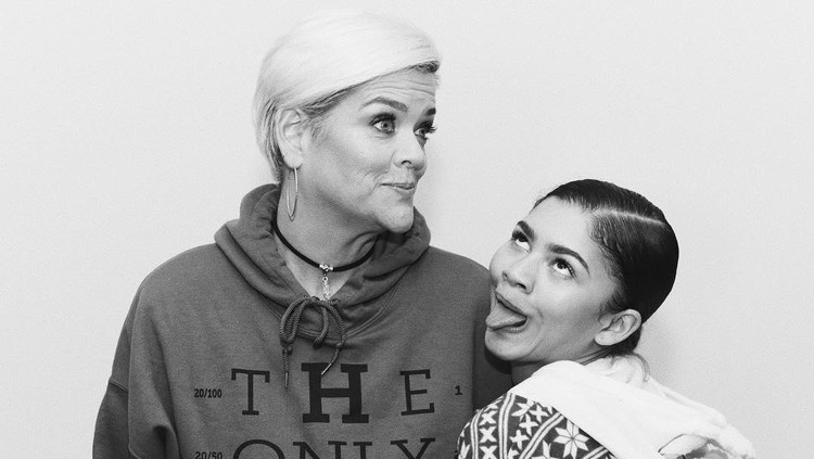 Potret Zendaya dan Ibunda