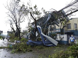 12 Orang Tewas Akibat Amukan Topan Super Rai di Filipina
