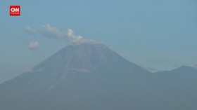 VIDEO: Status Gunung Semeru Naik Ke Siaga