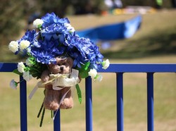 Warga Tasmania Berkabung Atas Kematian 5 Anak-anak Saat Bermain