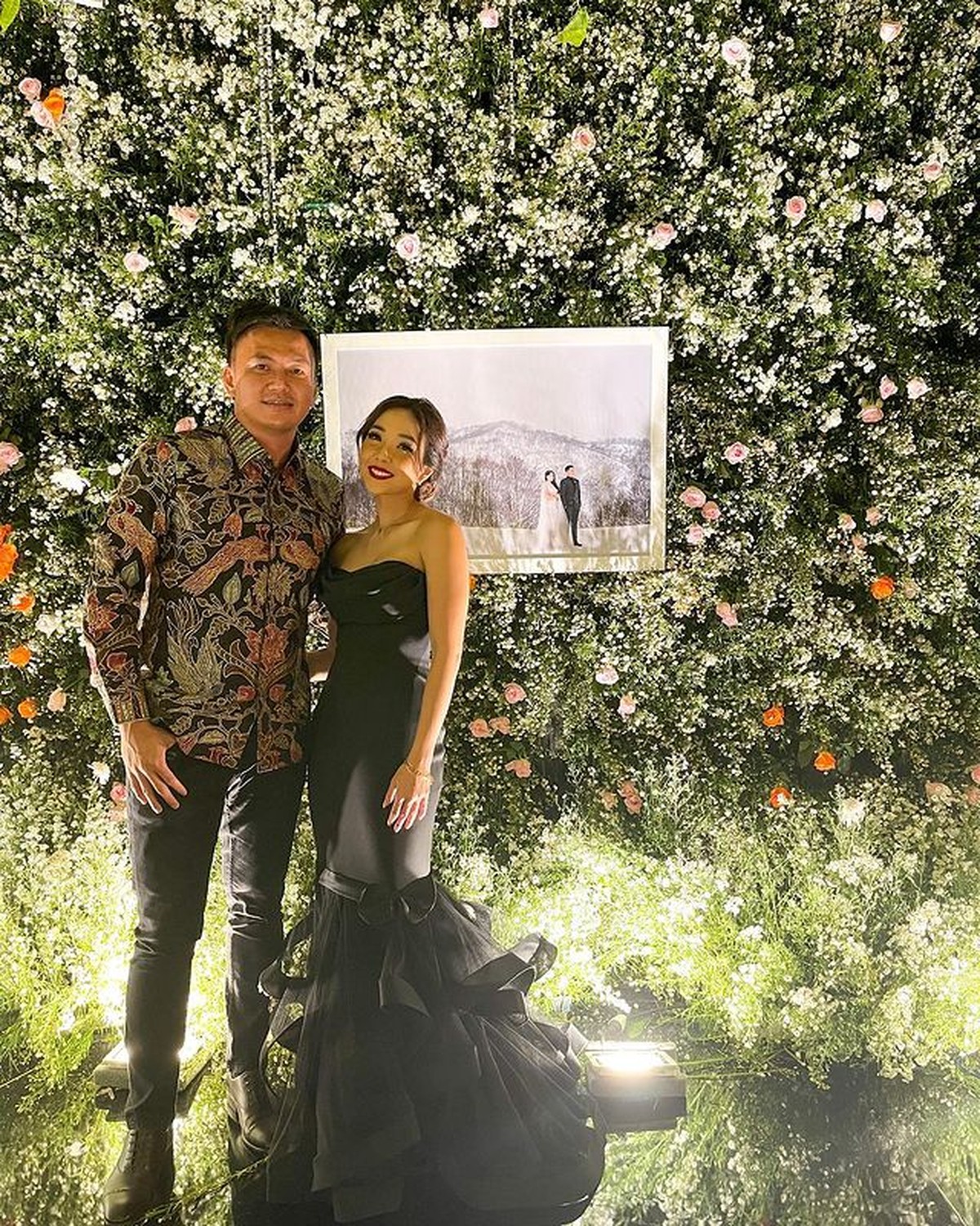 Hubungan asmara Gisella Anastasia dan Wijin dikabarkan putus usai kompak unggah kalimat perpisahan&period; Yuk intip kemesraan mereka&excl;