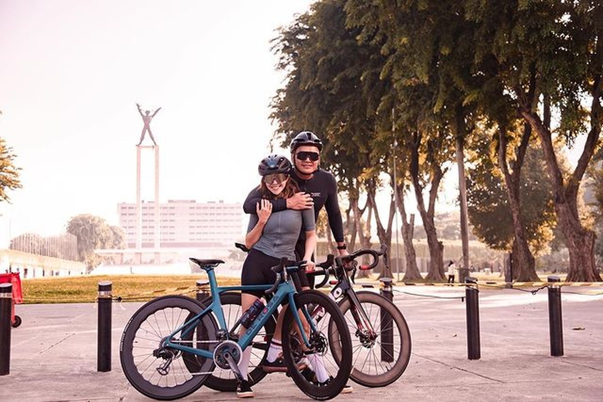 Hubungan asmara Gisella Anastasia dan Wijin dikabarkan putus usai kompak unggah kalimat perpisahan&period; Yuk intip kemesraan mereka&excl;