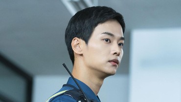 img-title Main 'Bad and Crazy', Cha Hak Yeon Sedih Tak Bisa Bertemu Fans Indonesia