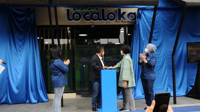 BRI melanjutkan komitmen mendukung UMKM dengan meluncurkan Localoka, kegiatan showcase yang menampilkan outlet produk klaster usaha dan UMKM binaan BRI.