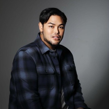 Igun Sebut Nama 'Istri' Usai Umumkan Kelahiran Anak Laki-laki