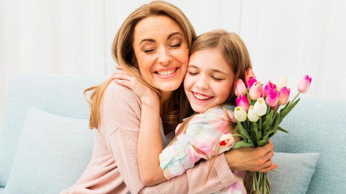 Nggak Melulu Harus Beli, 6 Hadiah untuk Hari Ibu Ini Bisa Kamu Buat Sendiri di Rumah