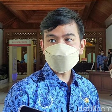 Sikap Santai Gibran Rakabuming Saat Iriana Jokowi Dihina Bikin Geram