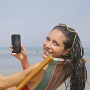 2022 Liburan Lagi! Ini 5 Tips Jaga Kesehatan Kulit Selama Traveling Menurut Dokter Kulit