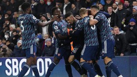 Hasil Liga Inggris: Arsenal Hajar Leeds 4-1