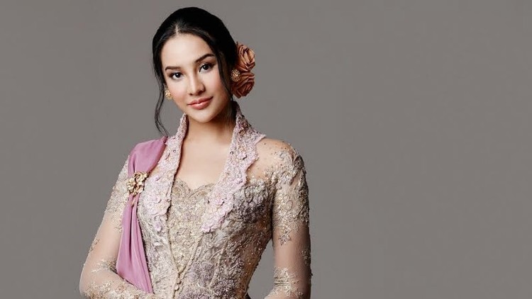 Anya Geraldine
