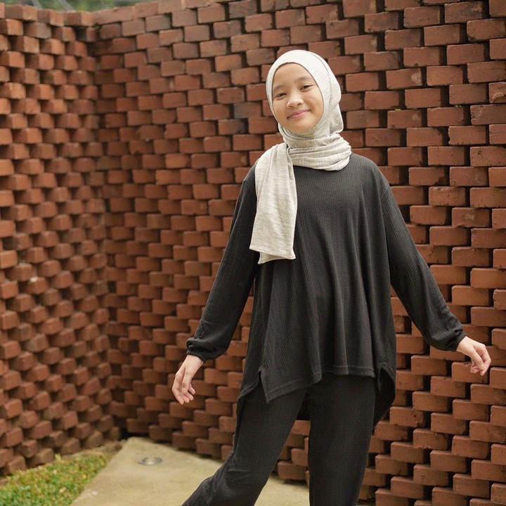 <p>Berikut salah satu potret Kana sebagai model bisnis miliknya. Bagaimana menurut Bunda? (Foto: Instagram @sybil_id)</p>