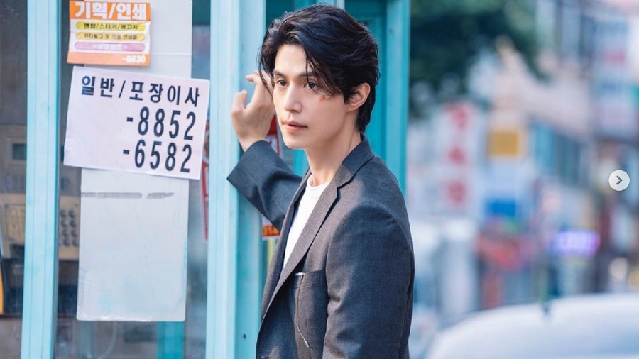 Lee Dong Wook dalam drama Korea Bad and Crazy