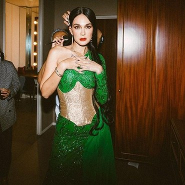 Reaksi Misterius Luna Maya soal Kemungkinan Berjodoh dengan Ariel NOAH