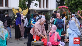Yang Perlu Diwaspadai saat Melepas Masker Menurut Dokter