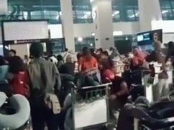 Kejutan di Balik Viral Penumpang Ngeluh Numpuk di Soetta