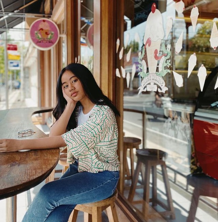 7 Potret Diarra Rachbini Anak Alya Rohali Jadi Gadis Sampul 2021 Anak Alya Rohali, Diarra Rachbini ikuti jejak sang ibunda jadi model dan menang Gadis Sampul 2021. Yuk intip potretnya!