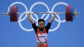 Eko Yuli Rebut 3 Emas di Grand Prix IWF 2023 di Kuba