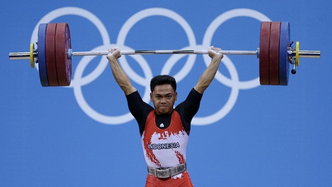Lifter andalan Indonesia Eko Yuli Irawan tampil perkasa dengan meraih tiga medali emas di Grand Prix IWF 2023 Seri 1, Senin(12/6) pagi WIB.