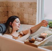 5 Kesalahan Saat Eksfoliasi Kulit yang bikin Skin Barrier Malah Rusak!