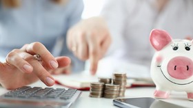 5 Cara Mengatur Budget Liburan Antiribet