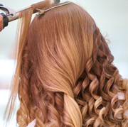 Hobi Styling Rambut Bikin Rambut Mudah Rusak, Ini Tips Perawatan Biar Lebih Kuat